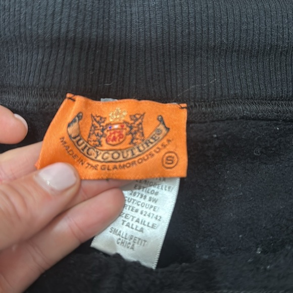 Juicy Capri Sweatpants - Picture 4 of 6